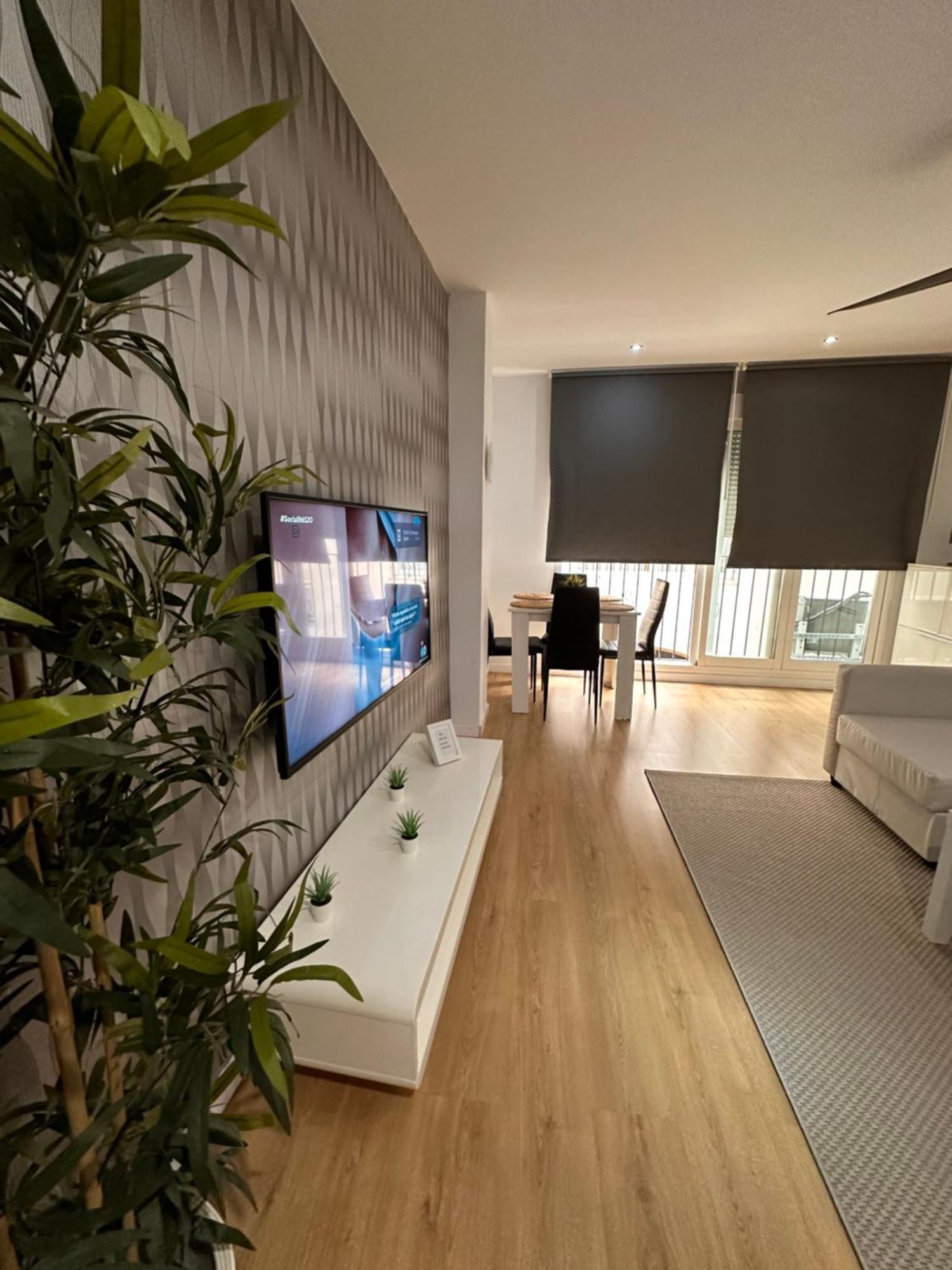Carreteria Deluxe Appartement Málaga Buitenkant foto