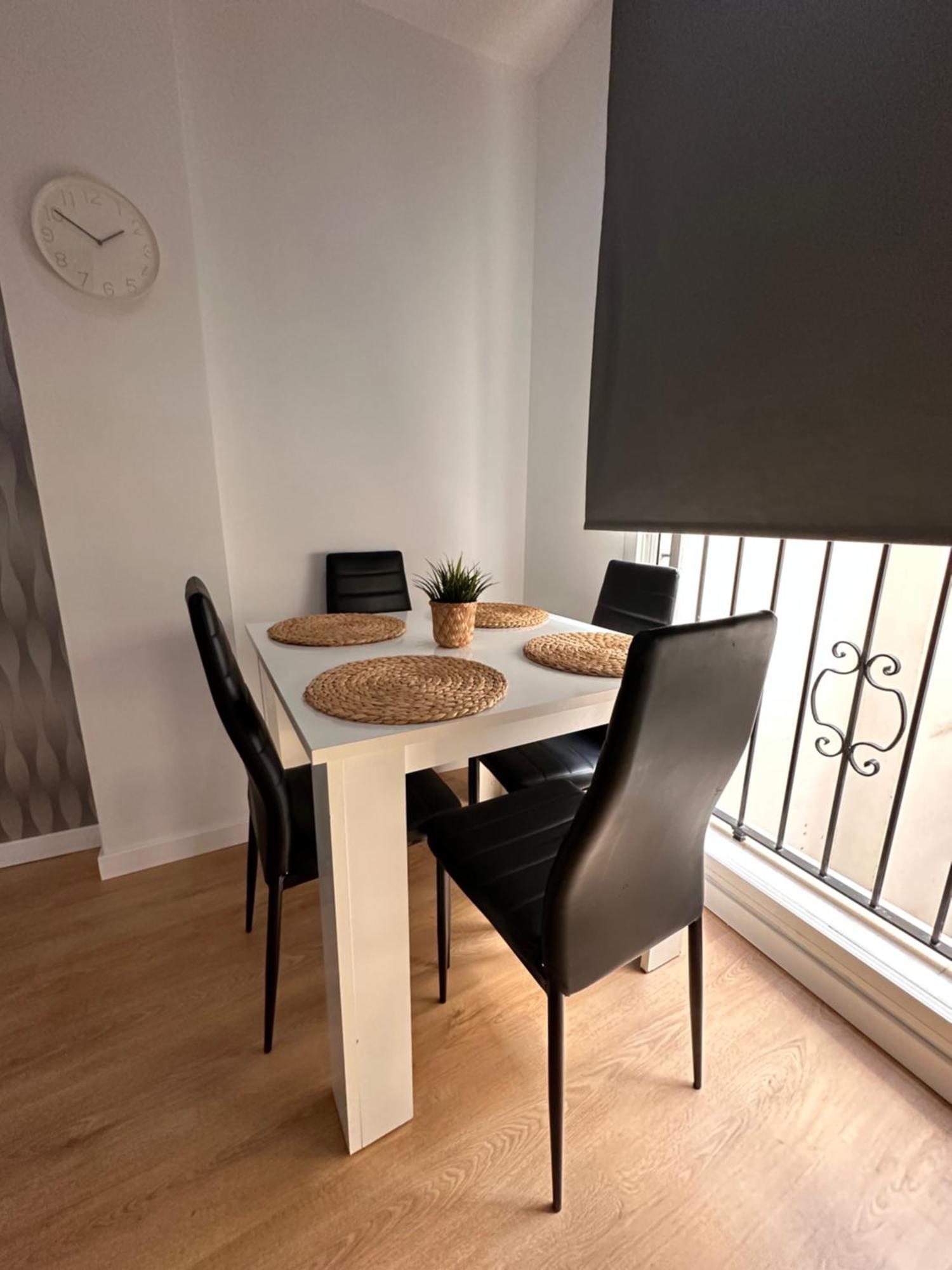 Carreteria Deluxe Appartement Málaga Buitenkant foto