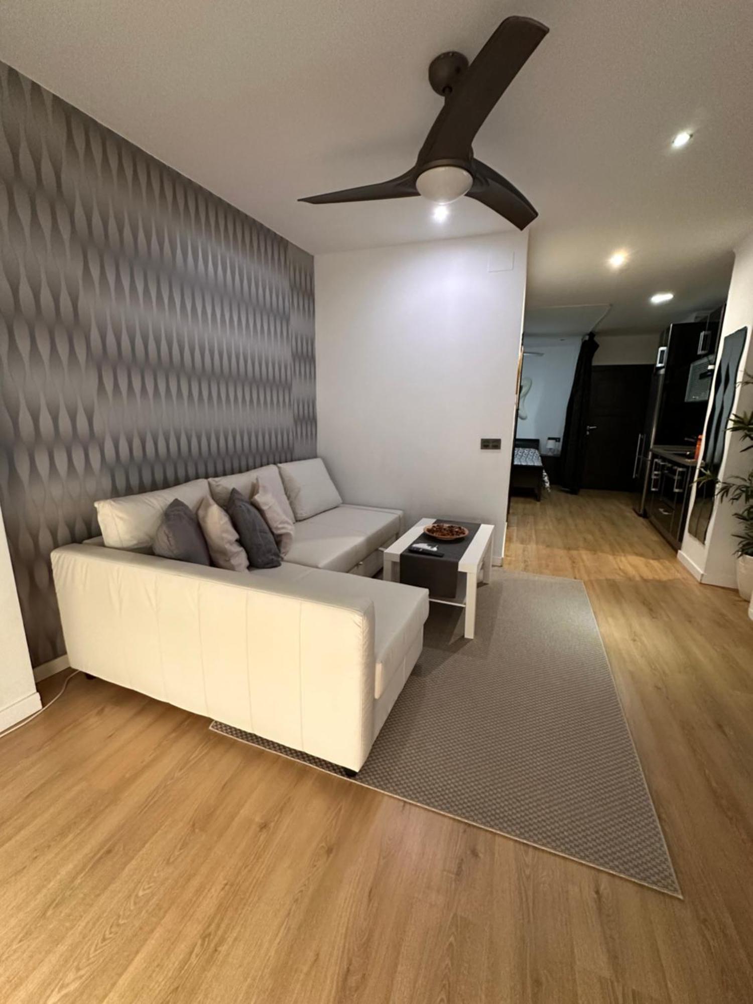 Carreteria Deluxe Appartement Málaga Buitenkant foto