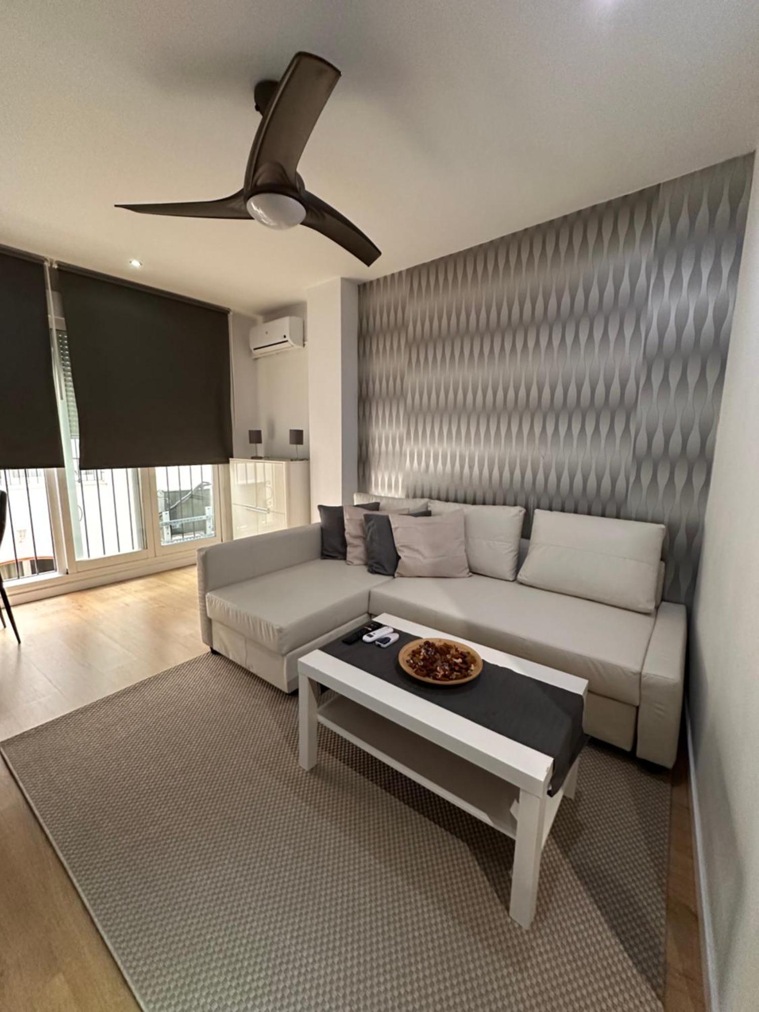 Carreteria Deluxe Appartement Málaga Buitenkant foto