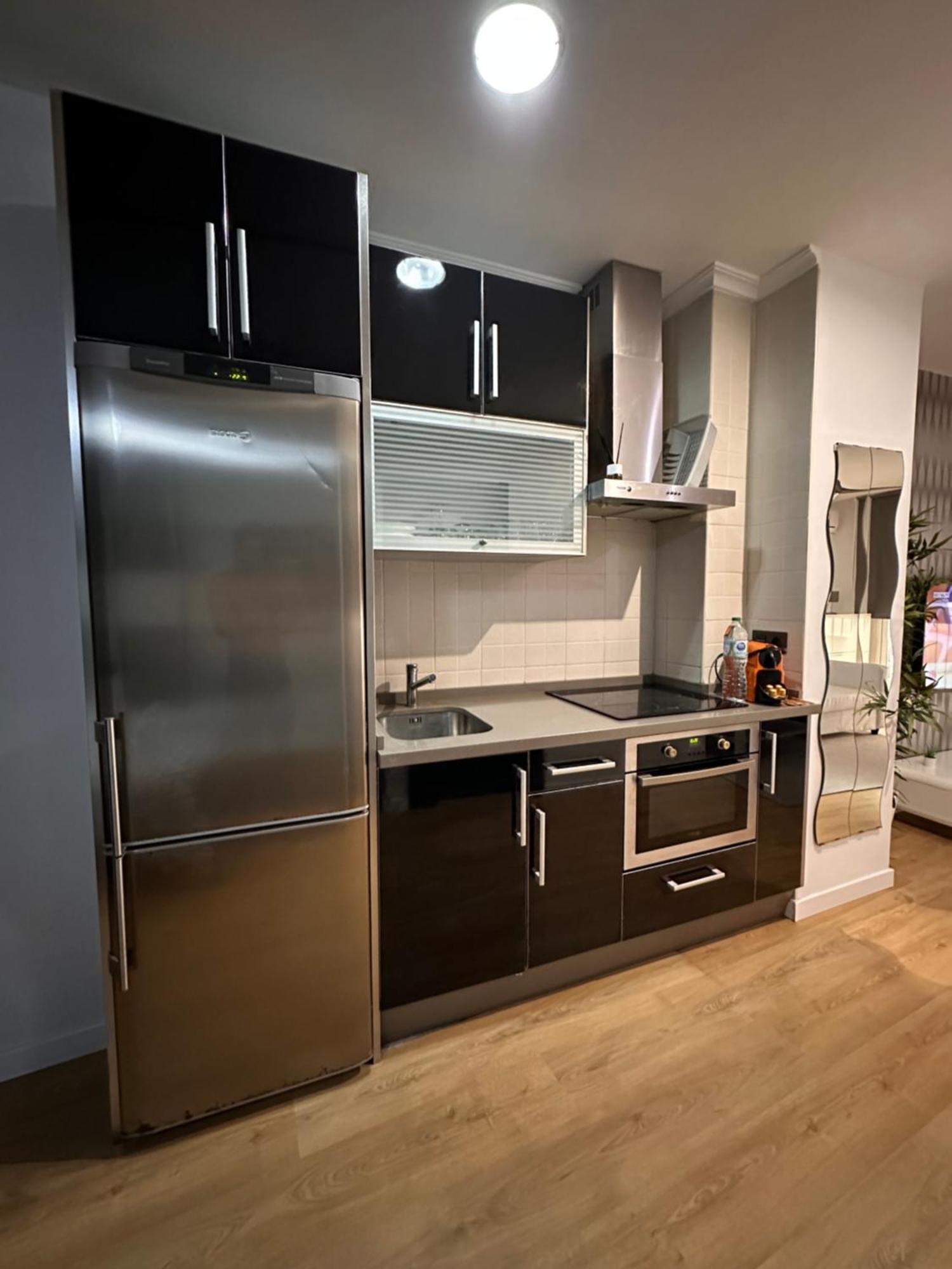 Carreteria Deluxe Appartement Málaga Buitenkant foto